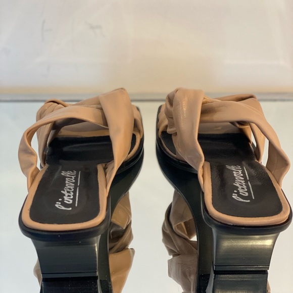 New nude genuine leather heeled sandal S9 - Picture 3 of 4